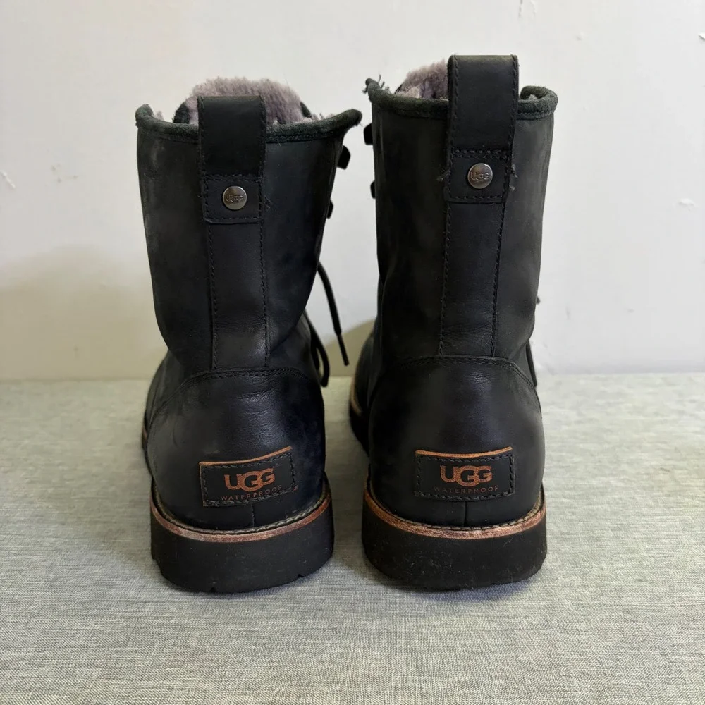 UGG Hannen TL Boots Mens 11 Black Waterproof Leather Shearling Lined Lace Up